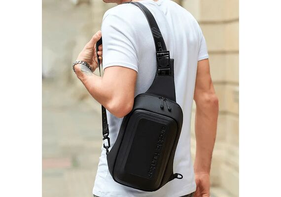 کیف کراس بادی آرکتیک هانتر کد XB00126